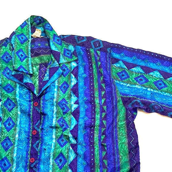 Gorgeous, Long Length Button Down Kimono Outerwear - Picture 7 of 16